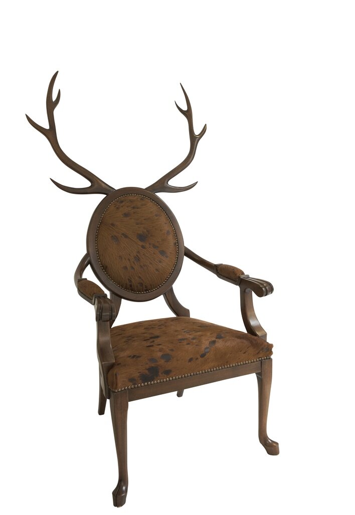 年青設計師Merve Kahraman對於家具創作非常天馬行空，一張鹿角造型的座椅，既實用又美觀。($39,500 /A style)